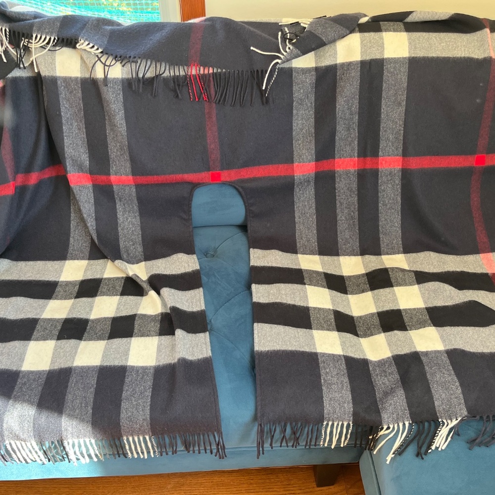Burberry Poncho